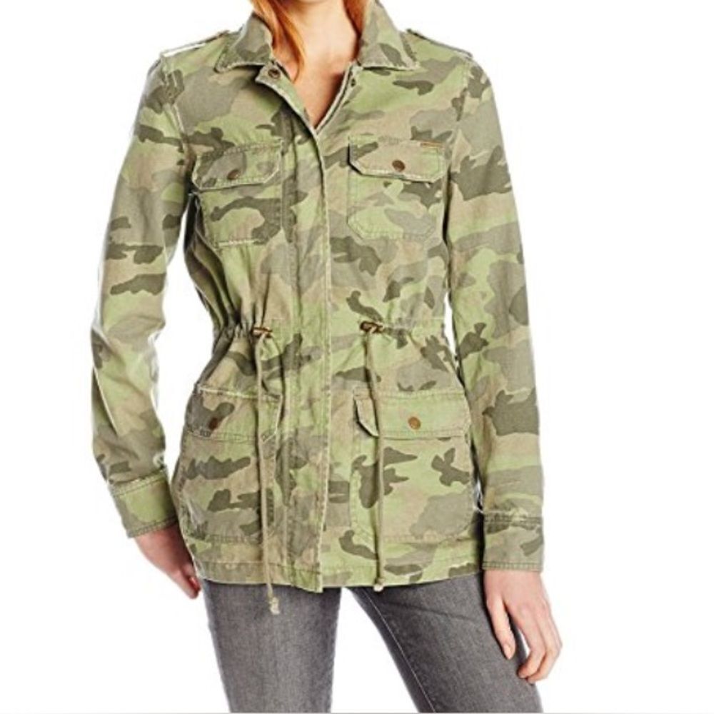 L.L. Bean Sherpa Lined Women's Camo Cargo Jacket Cinched Waist (Size: Small PET)